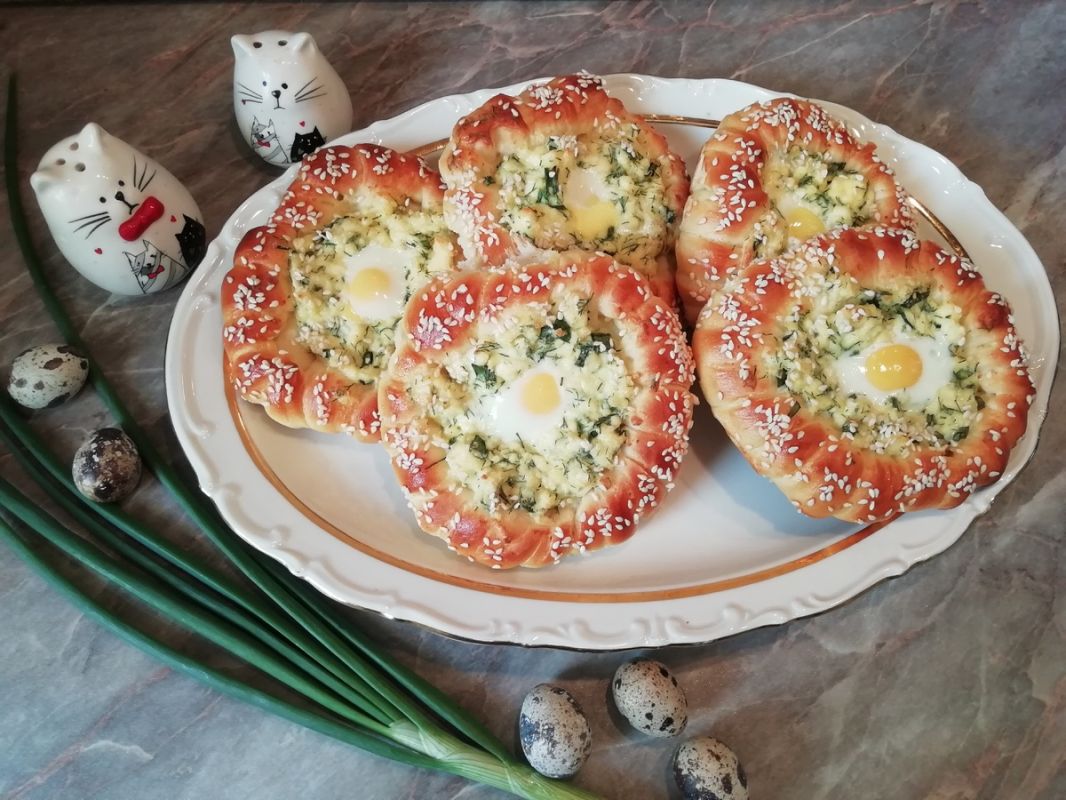 Уникальная ватрушка: неожиданное сочетание сладкого и соленого