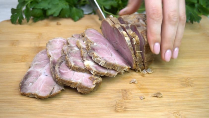 Секрет приготовления буженины: быстро, вкусно и без духовки