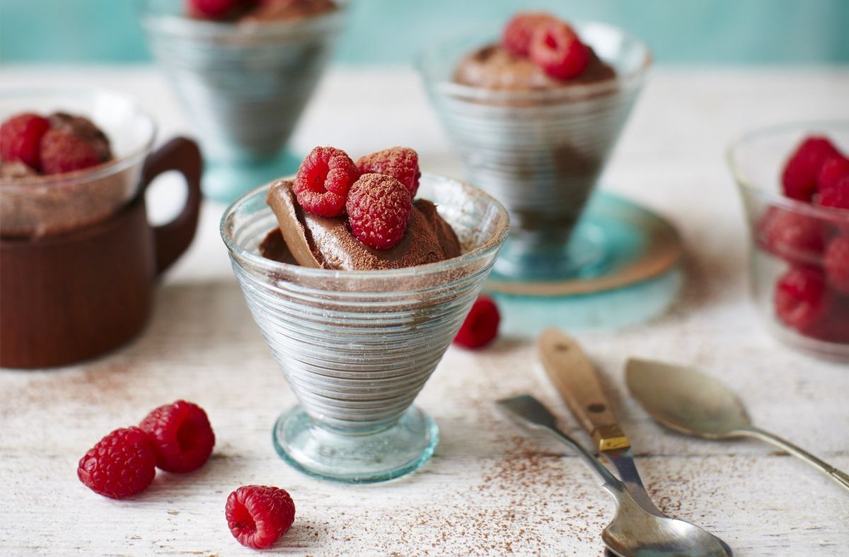 Нежный шоколадный мусс с авокадо: лакомство, которое удивит