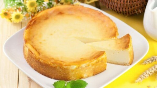 Запеканка, которая поднимет настроение: нежное творожное чудо с бананами