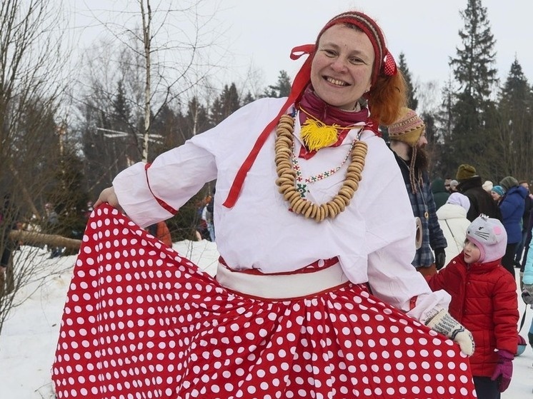 Масленица 2026: как правильно отпраздновать лакомку