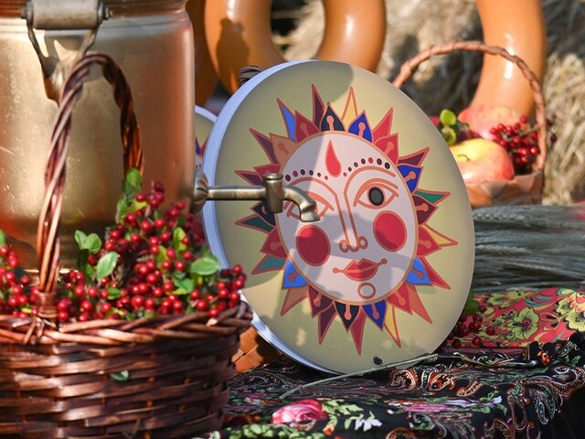 Фестиваль Масленица: Найдите 30 площадок в приложении 'Московский транспорт'