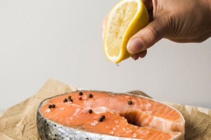 Лимон и рыба: Почему этот дуэт так популярен на тарелке