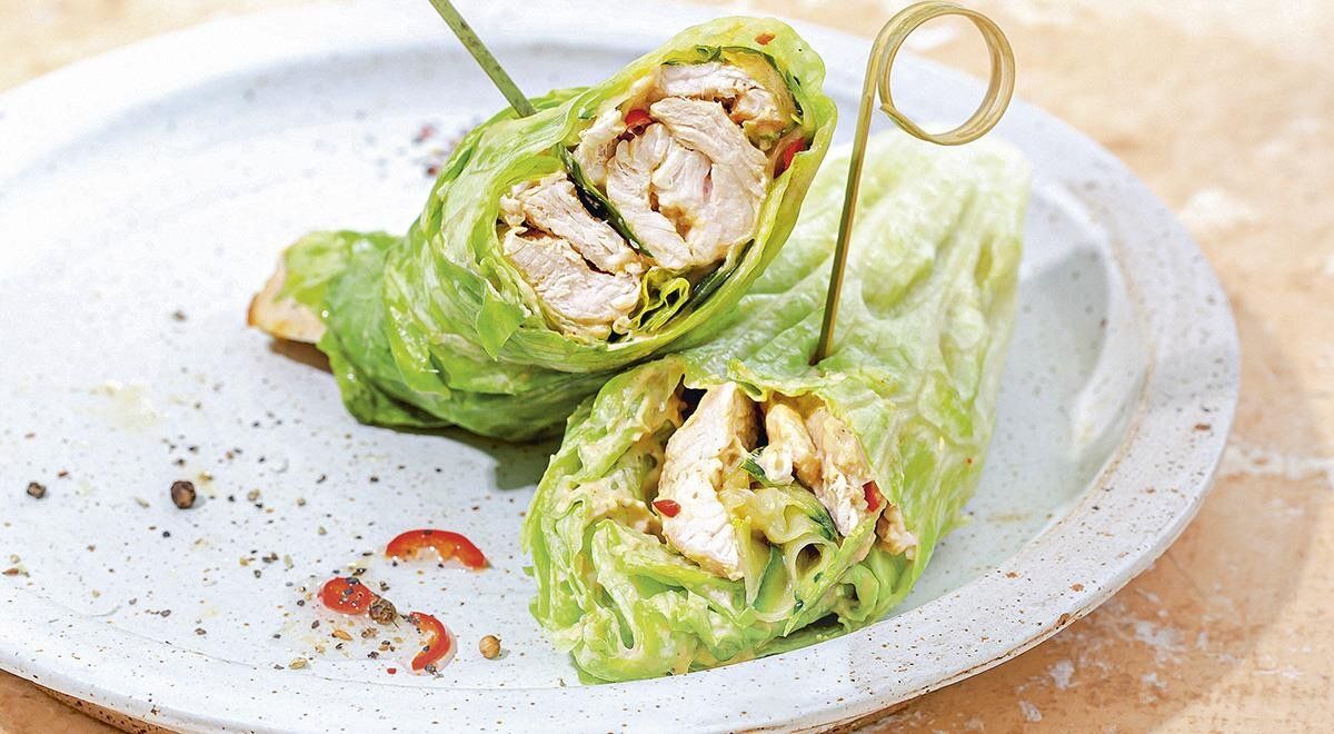 Летние рулетики из салата айсберг с индейкой для настоящего гастрономического удовольствия