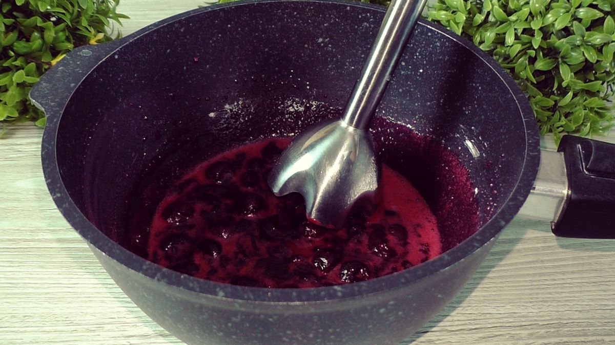 Вкусная творожная выпечка с ягодами: идеальный рецепт для чаепития