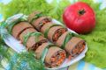 Вкусные печёночные рулетики с овощами: идеальная закуска для пикника