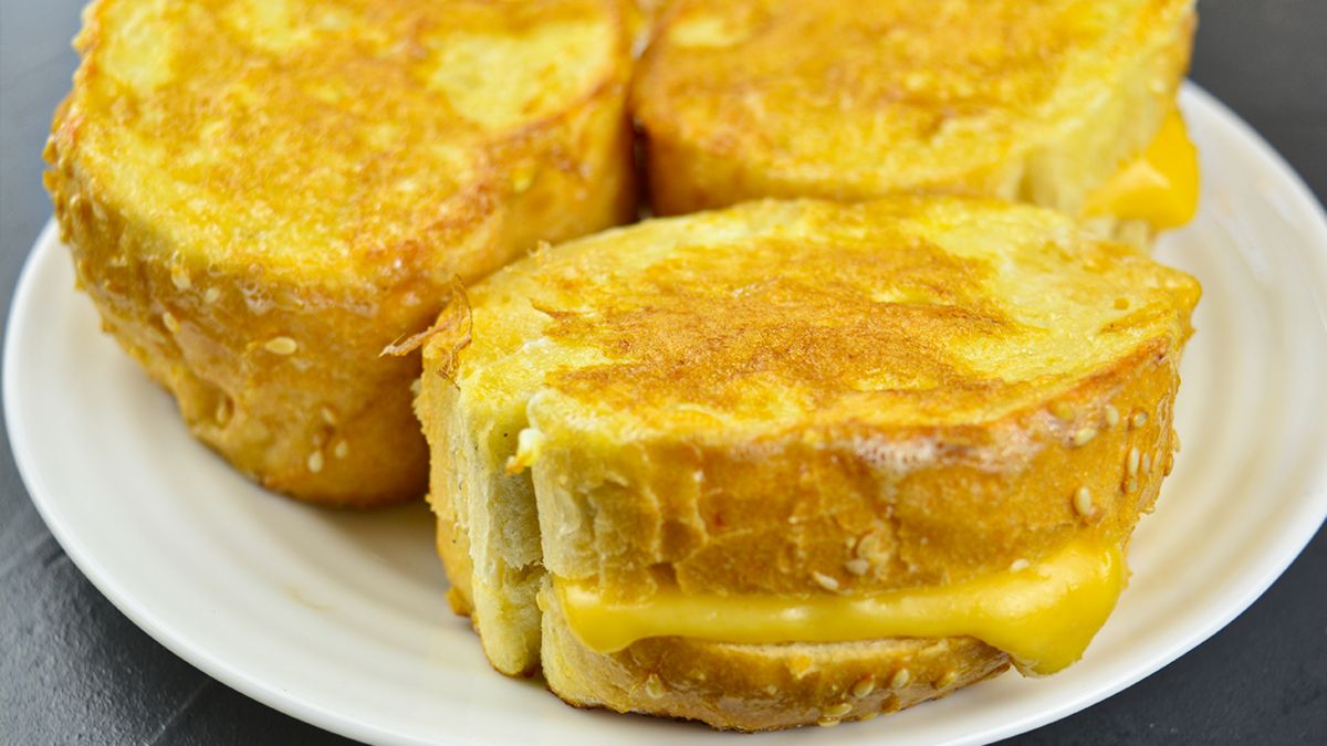 Вкусные гренки: простой и сытный завтрак для всей семьи