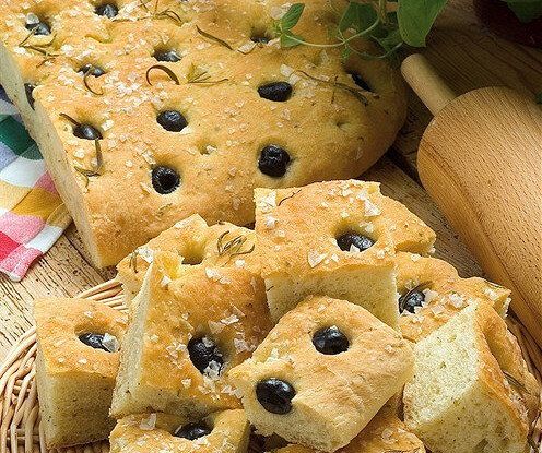 Как приготовить идеальную фокаччу с оливками и розмарином