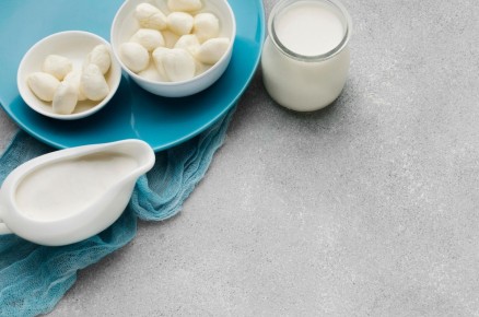 Кисломолочные продукты: важные спутники здоровья после 45