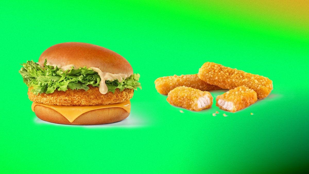 Новые блюда в 'Вкусно — и точка': рыбные палочки и 'Атлантик бургер'