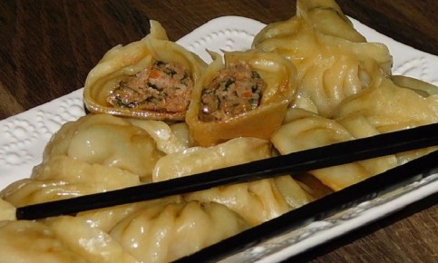 Необычные пельмени по-корейски: как добиться идеальной хрустящей корочки