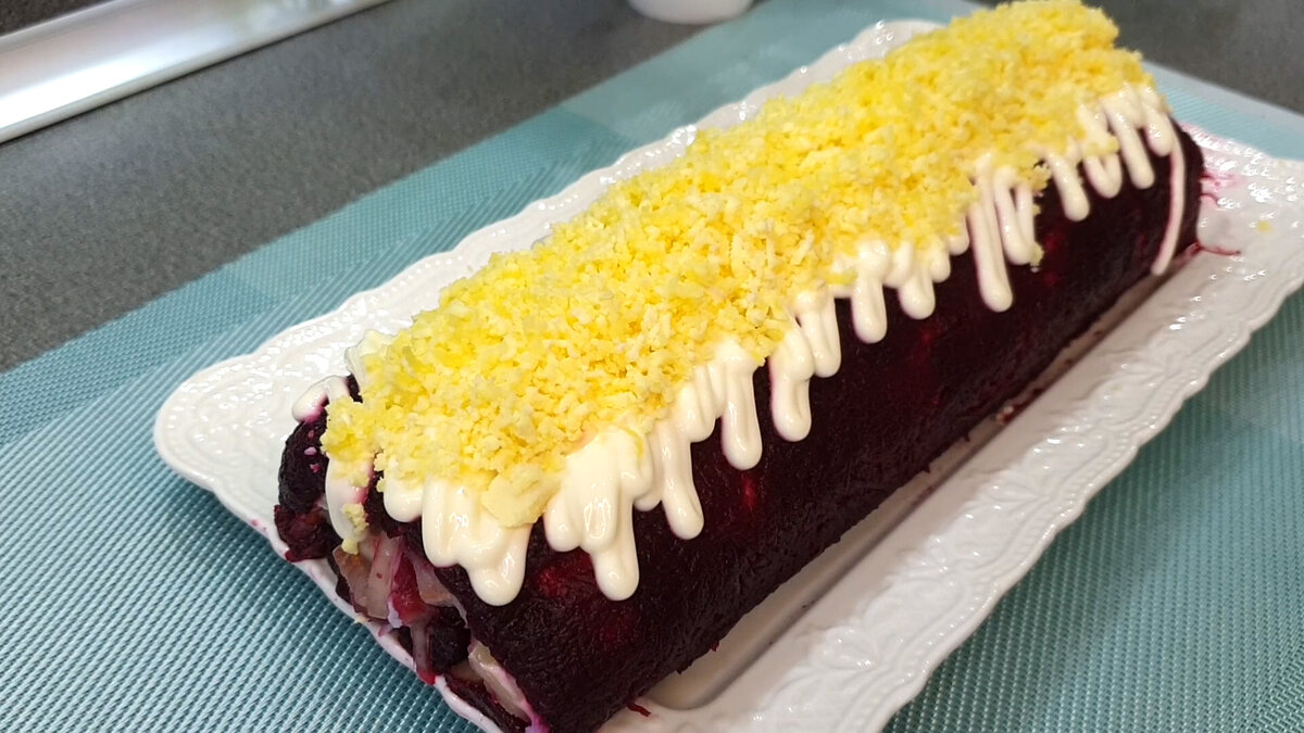 Необычный салат с потрясающей подачей: попробуйте сделать его сами!