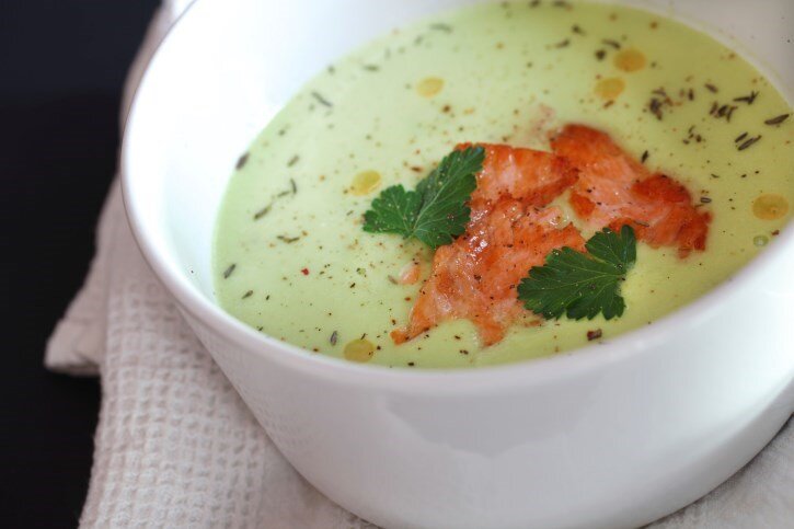 Нежный суп из авокадо с крабами: оригинальный рецепт на каждый день