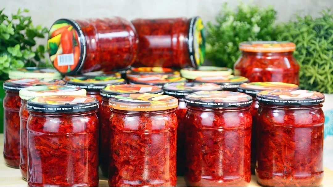 Универсальная заготовка на зиму: свекла и перец для борща и салатов