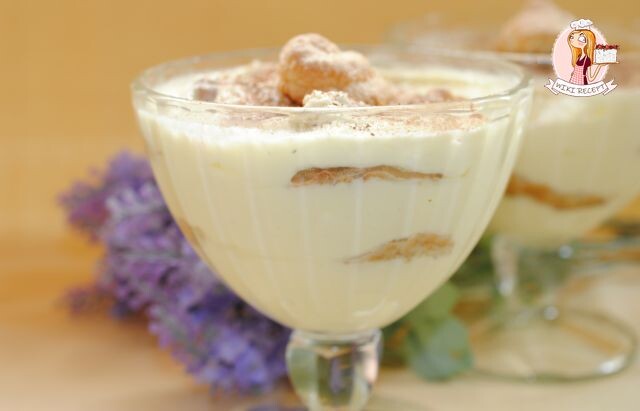 Новый взгляд на тирамису: десерт в креманках