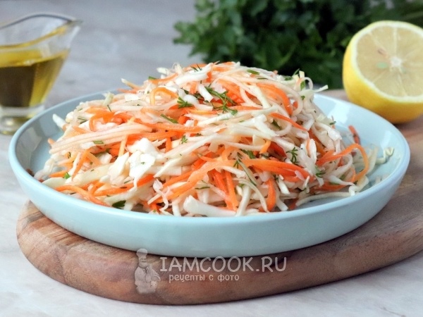 Овощное удовольствие: Сытные и легкие салаты из капусты для вечерних перекусов