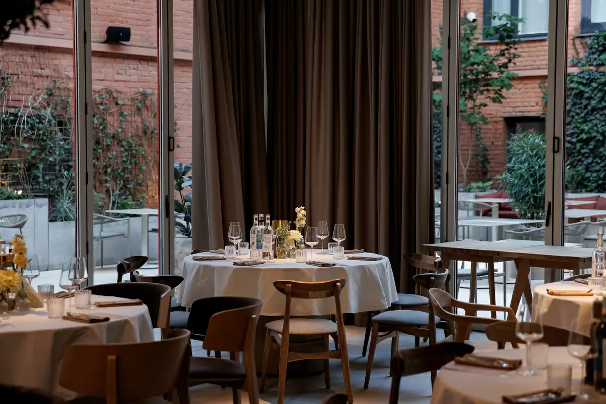 Гастрономические ужины 2025: погружение в уникальные вкусы