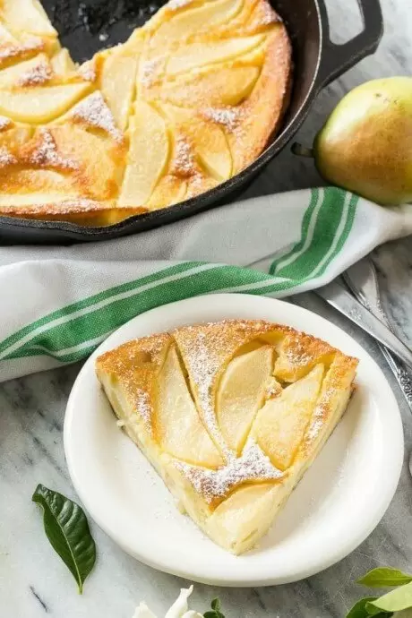 Сладкий пирог с грушами: простой рецепт для уютного вечера