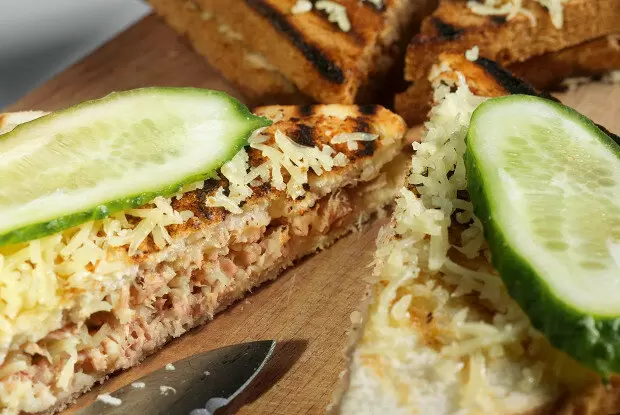Сэндвичи с тунцом: ароматный перекус для гурманов